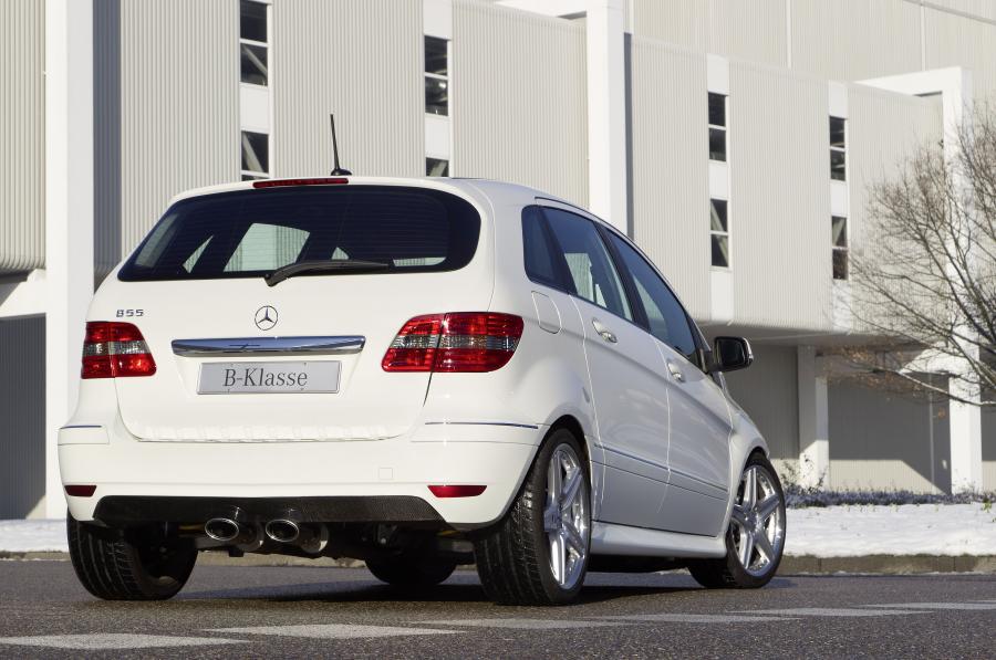  Mercedes-Benz B55 AMG Concept 2010 года  (фото 34 из 46)